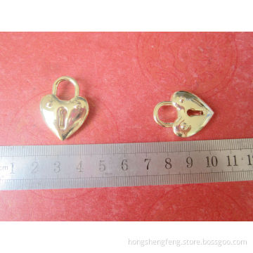 Gold Color Heart Shaped Pendant Charms for Bag/Gifts/Jewelry